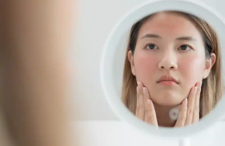 ปรับผิวคล้ำเสียจากแดดให้กระจ่างใสได้ด้วย Rejuran