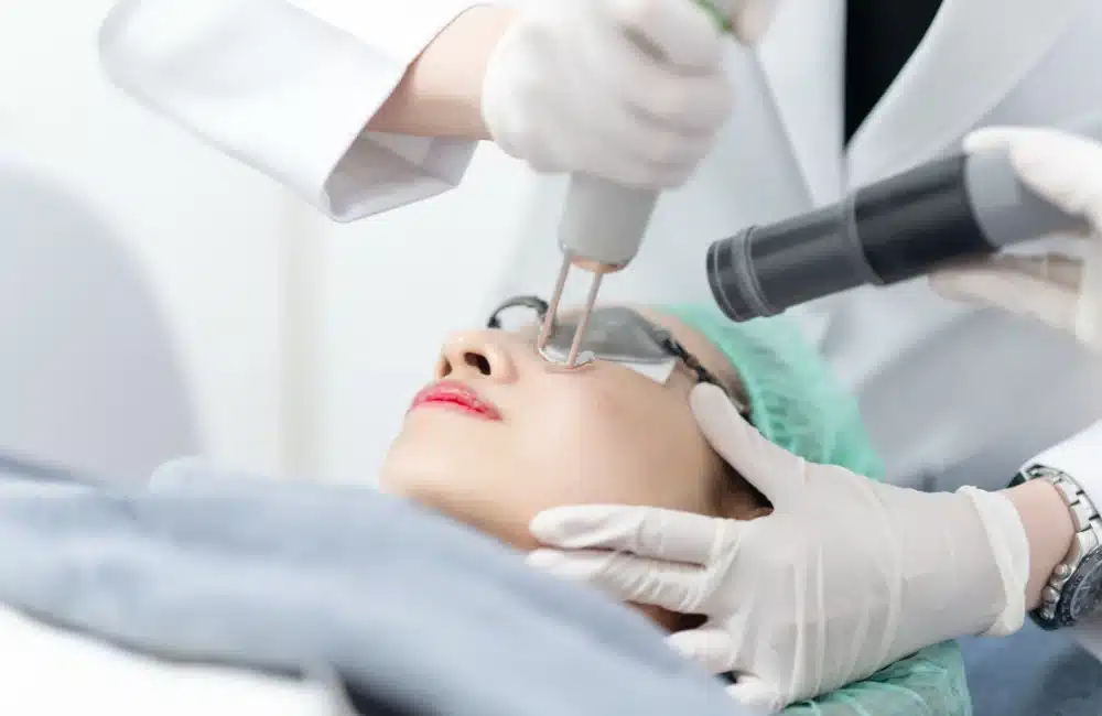 เลเซอร์สิว เลือกเครื่องไหนดี