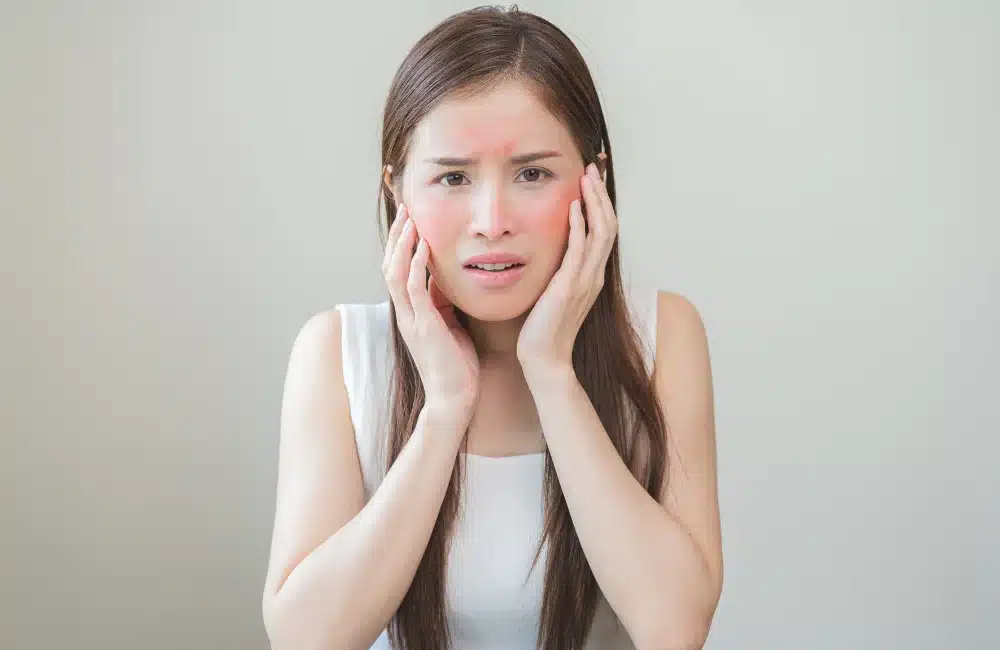 การดูแลผิวที่ไม่ถูกต้องหรือละเลย (Improper or Neglected Skincare)