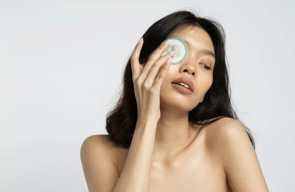 ทำไงให้ร่องใต้ตาหาย