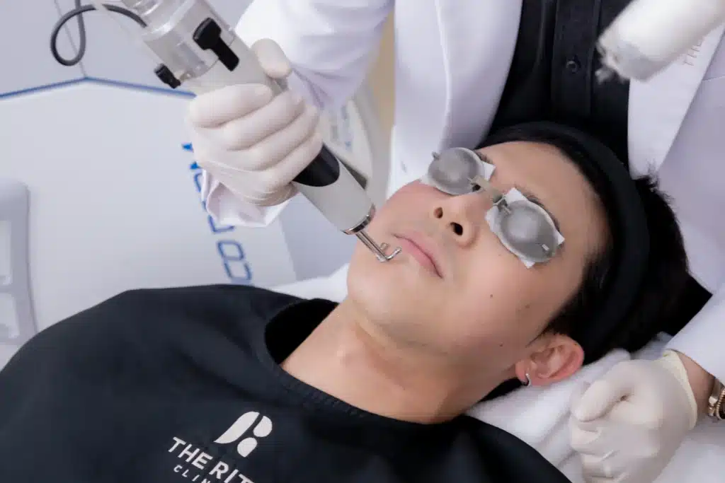 ยกกระชับใบหน้า มีวิธีอะไรบ้าง