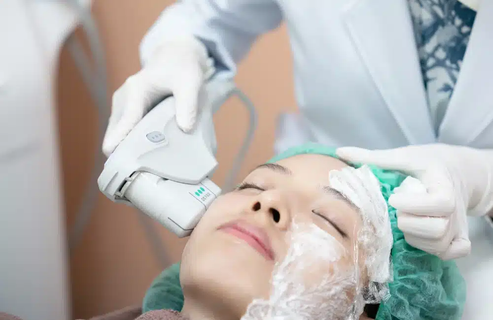 อัลเทอร่าเจ็บไหม? เจ็บระดับไหน? พร้อมวิธีรับมือเพื่อให้การยกกระชับเป็นเรื่องชิล ๆ